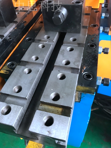 手動液壓彎管機的用途常識和使用步驟